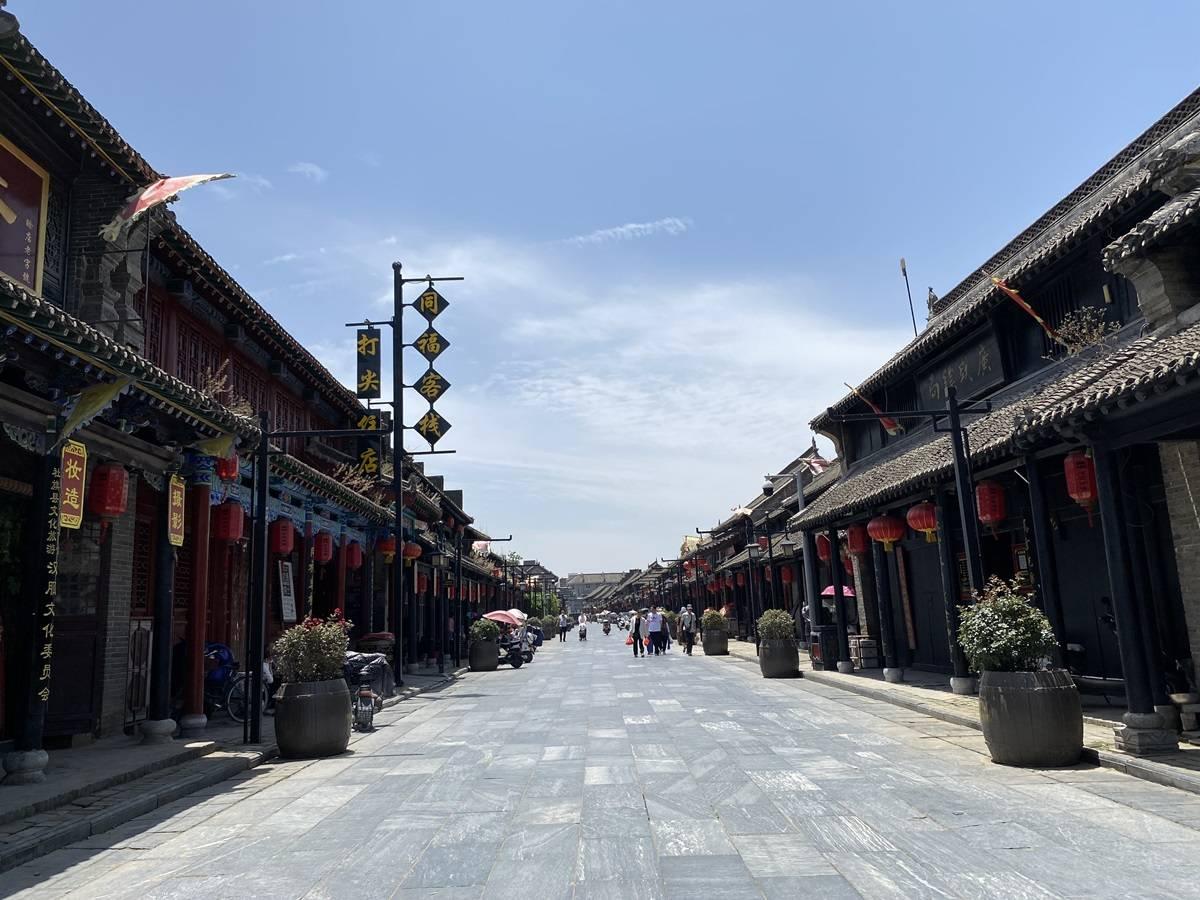 旋转轮胎
